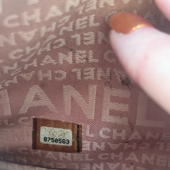 Vintage Chanel Pink Lambskin Precious Symbols Pochette - Picture 4 of 15